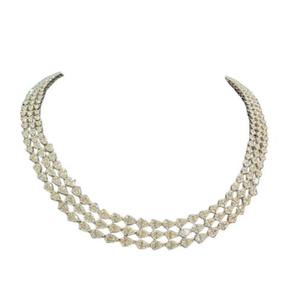 Collar con colgante de diamantes elegante fabricado en India para mujeres, joyería fina de lujo disponible a precio directo de fábrica. - Product Image 5