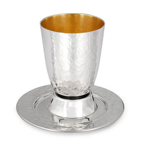 Nouvelle Arrivée : Gobelet de Kiddush Juif Personnalisé pour Shabbat, en Verre Koi, avec Couleurs Dégradées Façonnées à la Main, Style Classique, pour la Consommation de Vin, Judaica - Product Image 4