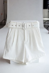 Shorts Estampados con Hojas Tropicales para Mujer, Estilo Vacacional, Ligeros y Fluidos, Moda para Playa y Resort - Product Image 6