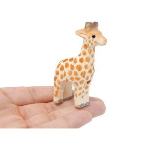 Figura de jirafa hecha a mano en madera de acacia - Esculturas de madera al por mayor de la India - Product Image 5