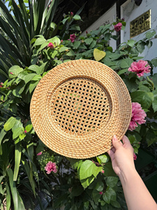 Plato de lujo de ratán con diseño de plantas, acabado pulido, apto para lavavajillas y ecológico para fiestas - Product Image 3