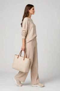 Conjunto Deportivo de Punto Beige para Mujer, Sudadera de Cuello Redondo, Pantalones Anchos con Cordón, Atuendo Informal - Product Image 3