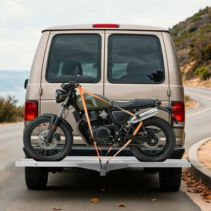 Portamotos de Aluminio Reforzado con Capacidad para 400 Libras, Rampa de Carga de 47 Pulgadas, Soporte para Enganche, Correas y Estabilizador para Remolques de Scooters - Product Image 2