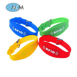 Bracelet <span class=keywords><strong>de</strong></span> contrôle d'accès en silicone RFID 1K classique, paiement sans argent liquide, personnalisable (LOGO/Couleur/Codes QR) - <span class=keywords><strong>Prix</strong></span> usine - Product Image 4