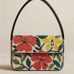 Sac à bandoulière floral perlé très tendance, sac à main brodé de perles de verre de qualité supérieure pour femmes et jeunes filles, pochette de soirée et de fête de créateur - Product Image 1