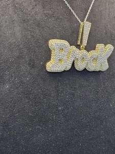 จี้ห้อยคอผู้ชายแบบฮิปฮอปประดับเพชรแล็บและมอสซาไนต์ VVS เงินแท้ 925  พร้อมสลักชื่อหรืออักษรย่อตามสั่ง - Product Image 4