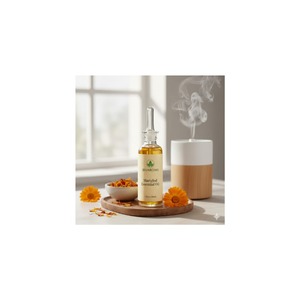 Huile absolue de marigot de qualité supérieure pour bougies parfumées, huiles parfumées et fabrication de produits de soins personnels industriels - Product Image 1