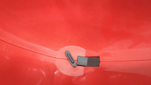 Épandeur rotatif manuel en plastique rouge pour engrais et semences d'herbe, design moderne ODGGAD005 - Product Image 6