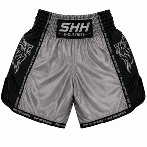 Pantalones Cortos de Muay Thai Personalizados SHH OEM para Hombre, Color Plateado y Negro, Satinados, para Kickboxing y Boxeo, con Logotipo Personalizado, Fabricante Deportivo - Product Image 2