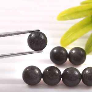 Lote al por mayor de esferas redondas lisas de turmalina negra natural de 10 mm, cristales curativos, piedras preciosas sueltas para la fabricación de joyas - Product Image 2