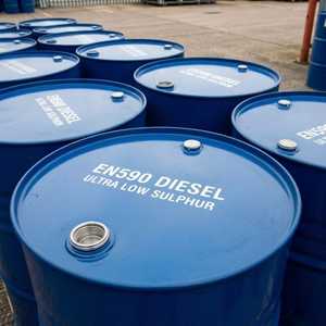 Combustible Diésel EN590 de Grado Industrial para Suministro a Granel para Generación de Energía y Vehículos - Product Image 1