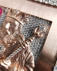 Colgante de lujo para hombre chapado en oro rosa con diseño de Rey de Corazones y piedras de moissanita, estilo hip hop, rapero, bling, con incrustaciones de circonitas. - Product Image 5