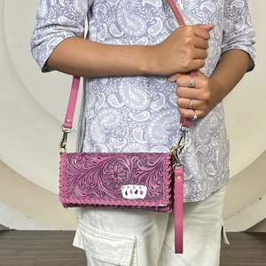 Nueva Cartera Trifold de Cuero Genuino Hecha a Mano para Mujer, Venta al por Mayor Directa de Fábrica, con Cierre Magnético y Correa Cruzada - Product Image 4