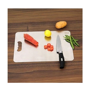 Planche à découper haut de gamme en acier inoxydable pur, saine et antibactérienne, pour usage en cuisine - Product Image 5
