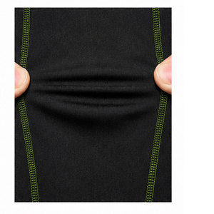 Pantalones deportivos de alto rendimiento que ofrecen un ajuste seguro, control de la humedad y soporte específico para actividades de entrenamiento y recuperación. - Product Image 6