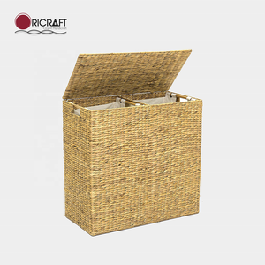 Cesto de Ropa Doble de Jacinto de Agua Natural con Diseño Elegante y Tapa para Uso Práctico en el Baño, Estilo Bahamas, Venta al por Mayor - Product Image 1