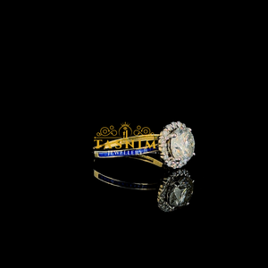 Anillo Clásico de Plata con Moissanita VVS Corte Pera Tasnim, Bañado en Oro Amarillo, Engaste de Garras, Banda Pavé, Anillo de Compromiso para Mujer - Product Image 3