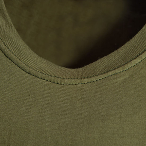 T-shirt homme vert olive, col rond, manches courtes, coupe classique, couleur unie, jersey de coton, design uni. - Product Image 3