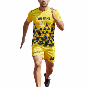 Uniforme de fútbol para hombre, transpirable y ligero, conjunto de camiseta y pantalones cortos, ropa deportiva personalizada para equipos, hecha con tela 100% poliéster. - Product Image 4