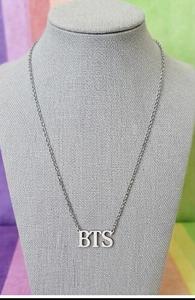 Collier pendentif en argent plaqué diamant pour femme, bijoux fantaisie élégants et étincelants, vente en gros - Product Image 5