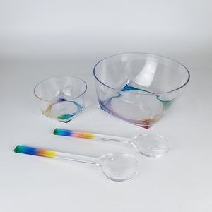 Juego de ensaladeras acrílicas de plástico arcoíris de base cuadrada - Product Image 2