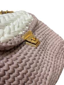 Elegante mini bolso de ganchillo hecho a mano - Product Image 4