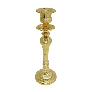 Candelabro de metal y latón hecho a mano con acabado en oro antiguo, portavelas decorativo para decoración del hogar. - Product Image 1