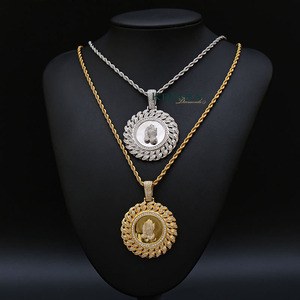 Pendentif Mains en Prière en Argent 925 Plaqué Rhodium, Breloque Religieuse, Bijou Unisexe - Product Image 2
