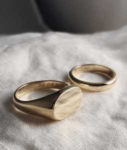 Oval <b>Plain</b> Engraved Signet Pinky <b>Ring</b> 4mm Wide Personalized 14K Solid Gold 10x15mm Face Unisex Minimalist Party <b>Rings</b> - Product Image 3