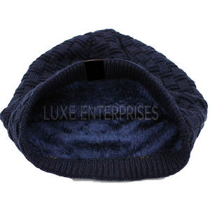 Gorros de Invierno Personalizados de Tela para Mujer, Ajustables, de Alta Calidad, Hechos con la Mejor Tela, Más Vendidos - Product Image 6