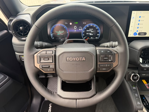 โตโยต้า แลนด์ ครุยเซอร์ LC250 2.8 D4D 4WD Executive Mild Hybrid ดีเซล SUV สำหรับขาย ราคาส่งออก - Product Image 2