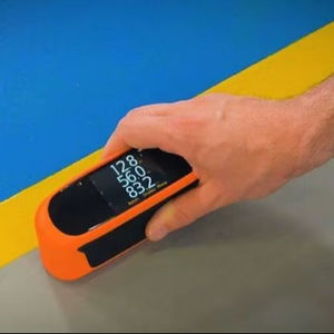 Test de brillance pour produits industriels, service d'évaluation de la brillance, exportateur d'Inde au meilleur prix - Product Image 1