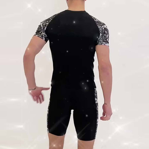 ชุดเสื้อยืดและกางเกงขาสั้นลำลองผ้าฝ้ายพิมพ์ลายแบบซับลิเมชั่นสั่งทำพิเศษ ระบายอากาศได้ดี เนื้อผ้านุ่ม ชุดเสื้อยืดฤดูใบไม้ผลิคุณภาพสูง กางเกงขาสั้นคุณภาพดี - Product Image 2