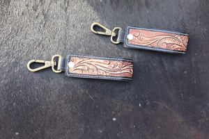 Nouvel arrivage de porte-clés en cuir usiné à la main porte-clés en cuir imprimé floral gaufré accessoires en cuir usiné sangles de clés - Product Image 4