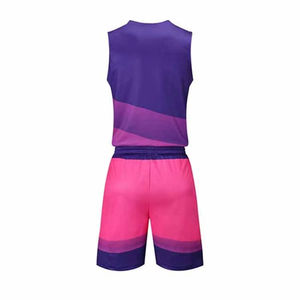 Uniforme de baloncesto personalizado hecho en Pakistán, cómodo y transpirable, de alta calidad, para entrenamiento, en poliéster. - Product Image 5