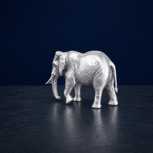 Sculpture d'éléphant en laiton plaqué argent 999, moulée en 3D, par Jaipur Metals |   10x5x6,5 cm |   120g |   Décoration d'intérieur et cadeaux - Product Image 4