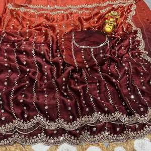 Sari de seda de doble tono lujoso y glamuroso con adornos de cuentas y blusa de seda con adornos de cuentas - Product Image 6
