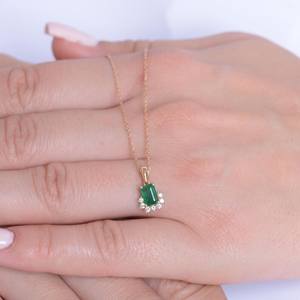 สร้อยคอหยกโคลอมเบียแท้ รับรองคุณภาพ สีเขียวแบบกลุ่ม เงินแท้ 925 ชุบทอง 14K เครื่องประดับชั้นดี - Product Image 3
