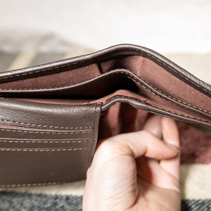Portefeuille en cuir de vachette haut de gamme pour homme, fait main, en cuir à poils, fin, pliable, en cuir naturel premium - Product Image 2