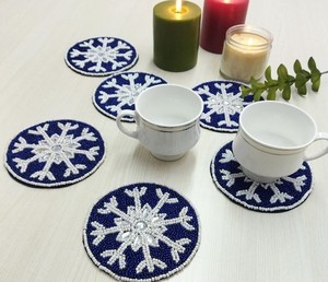 Red Snowflake Christmas Seed Beaded <b>Coaster</b> Set Handmade Holiday Table Decor <b>Drink</b> Mats <b>For</b> Home Party And Hotel Use - Product Image 3