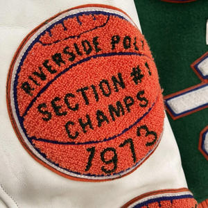 Chaqueta Varsity de Béisbol para Hombre, al por Mayor, OEM, de Alta Calidad, con Logotipo Personalizado Bordado, Mangas de Cuero Vacuno Curtido, Estilo Urbano, Invierno - Product Image 4