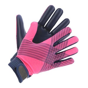 Gants de football gaélique d'extérieur personnalisés fabriqués au Pakistan, confortables, respirants, en cuir et néoprène, antidérapants, avec sangle de poignet réglable, faible profil - Product Image 6