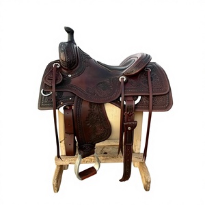 Silla de Montar Inglesa de Cuero Genuino de Búfalo con Diseño Grabado Personalizado, Asiento Cómodo y Ecológico para Carreras de Caballos - Product Image 1