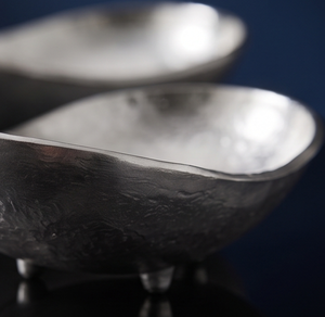 Bol en argent texturé, style minimaliste contemporain, objet de vaisselle sculptural pour cuisine et salle à manger - Product Image 3