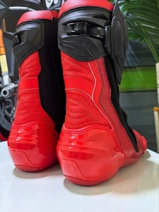 Bottes de course pour moto en cuir véritable rouge, chaussures de moto protectrices - Product Image 2