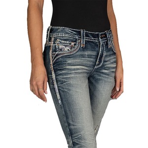 กางเกงยีนส์ทรงตรงเอวสูงสำหรับผู้หญิง Rockrevival Aarna รุ่น Winter  แบบขาดๆ ลายเรียบ ทรงหลวม ระบายอากาศได้ดี - Product Image 4