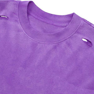 เสื้อยืดผู้ชายสีดำ-น้ำเงิน แขนสั้น คอตั้ง ทรงปกติ สไตล์ลำลอง ผ้าซิลค์สกรีนพิมพ์ลาย ระบายอากาศได้ดี น้ำหนัก 220 กรัม - Product Image 3