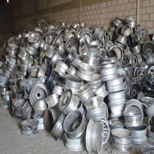 Déchets de jantes en alliage d'aluminium en gros, jantes d'aluminium usagées propres pour l'industrie du recyclage, approvisionnement en vrac à l'exportation, prix réduit, alliage - Product Image 3