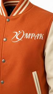 Chaquetas Varsity de Moda Invernal con Capucha Unisex, Logotipo Frontal, Venta al Por Mayor, Estilo Hip Hop Atlético - Product Image 4