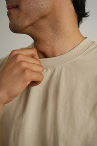 Partenaire de production de vêtements pour hommes, développement de vêtements personnalisés, approvisionnement en vêtements, marques de mode en gros, étiquettes privées. - Product Image 5